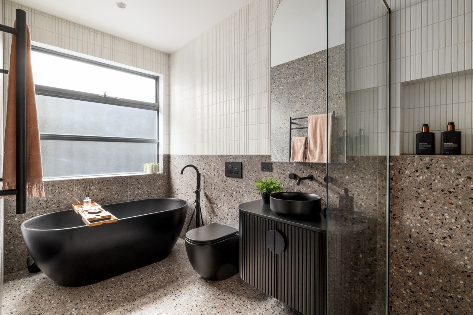 Black bathtub bathroom